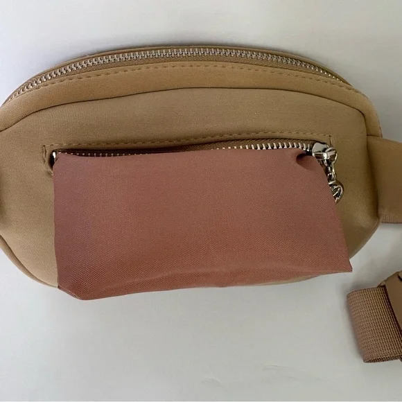 Steve Madden Quilted Belt Bag Beige Crossbody Fanny Pack - Picture 9 of 14